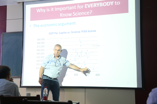 David Fortus教授和Knut Neumann教授来91热爆
访问交流XG836